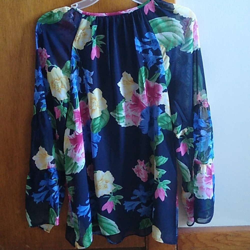 JM Collection Ladies Top - Picture 2 of 7